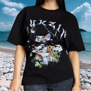MUKZIN Bedazzled Cat Black T-Shirt